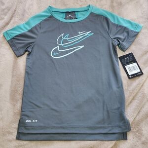 NWT Boys Nike Dri-fit shirt